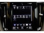 Volvo XC60 Recharge T6 AWD Inscription - Panorama/schuifdak - IntelliSafe Assist & Surround - Harman/Kardon audio - 360º Camera - Verwarmde voorstoelen, stuur & achterbank - Parkeersensoren voor & achter - Draadloze tel. lader - Elektr. bedienb. bestuurdersstoel met geheugen - Head up display - Extra getint glas - 19' LMV