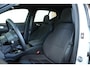 Volvo EX40 Single Motor Extended Range Plus 82 kWh | Semi-Electrische Wegklapbare Trekhaak | Premium audio by Harman Kardon | Adaptieve cruise control | Apple carpaly/Android auto | Warmtepomp | Keyless Entree | Parkeersensoren voor + achter |