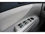 Hyundai Sonata 2.4 Style 162pk Clima/Cruise/PDC/Elek.Ramen/C.V./Radio.AUX.USB/17"LM/Isofix/Trekhaak/APK:02-07-2027
