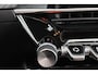 Peugeot e-2008 EV GT 50 kWh SOH 100% Panoramadak Stoelverwarming Achteruitrijcamera