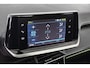 Peugeot e-2008 EV GT 50 kWh SOH 100% Panoramadak Stoelverwarming Achteruitrijcamera