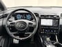 Hyundai Tucson 1.6 T-GDI PHEV N Line 4WD / SOH 100% / Fabrieksgarantie tot 05-2027 / Dealer onderhouden / Trekgewicht 1.350 kg / Stuur- Stoel & Achterbank verwarming / Rondomzicht camera / Apple Carplay/Android Auto / Elektrische achterklep / Stoelventilatie /