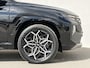 Hyundai Tucson 1.6 T-GDI PHEV N Line 4WD / SOH 100% / Fabrieksgarantie tot 05-2027 / Dealer onderhouden / Trekgewicht 1.350 kg / Stuur- Stoel & Achterbank verwarming / Rondomzicht camera / Apple Carplay/Android Auto / Elektrische achterklep / Stoelventilatie /