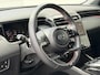 Hyundai Tucson 1.6 T-GDI PHEV N Line 4WD / SOH 100% / Fabrieksgarantie tot 05-2027 / Dealer onderhouden / Trekgewicht 1.350 kg / Stuur- Stoel & Achterbank verwarming / Rondomzicht camera / Apple Carplay/Android Auto / Elektrische achterklep / Stoelventilatie /