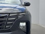 Hyundai Tucson 1.6 T-GDI PHEV N Line 4WD / SOH 100% / Fabrieksgarantie tot 05-2027 / Dealer onderhouden / Trekgewicht 1.350 kg / Stuur- Stoel & Achterbank verwarming / Rondomzicht camera / Apple Carplay/Android Auto / Elektrische achterklep / Stoelventilatie /