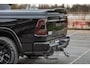 Dodge Ram BLACK OPS LONGHORN BRUIN LEDER 5,7L V8 HEMI | VIRTUAL | HEAD UP | PANODAK | LUCHTVERING | BOM VOL | DC | 402 PK | CREW CAB | DUBBELE CABINE | 4X4 | 5 PERSOONS | GRIJSKENTEKEN | LIMITED