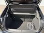 Peugeot 208 Hybrid Automaat GT | Panoramadak | Navigatie | Parkeersensoren | 10 '' Scherm | achteruitrijcamera | Interieur Verlichting | Keyless Entry |