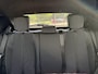 Peugeot 208 Hybrid Automaat GT | Panoramadak | Navigatie | Parkeersensoren | 10 '' Scherm | achteruitrijcamera | Interieur Verlichting | Keyless Entry |