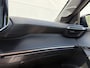 Peugeot 208 Hybrid Automaat GT | Panoramadak | Navigatie | Parkeersensoren | 10 '' Scherm | achteruitrijcamera | Interieur Verlichting | Keyless Entry |