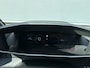 Peugeot 208 Hybrid Automaat GT | Panoramadak | Navigatie | Parkeersensoren | 10 '' Scherm | achteruitrijcamera | Interieur Verlichting | Keyless Entry |