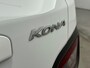Hyundai Kona Electric EV FASHION 64 kWh | DODEHOEK DETECTIE | PDC | 3 FASE | WARMTEPOMP | CAMERA | CLIMA | CRUISE ADAPT. | NAVI | PRIVACY GLASS | DAKRAILING | APPLE CAR PLAY & ADROID AUTO |