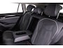 Volkswagen Passat Variant Business 1.5 eTSI 150pk DSG Automaat Trekhaak, Adaptive cruise control, Navigatie, Achteruitrijcamera, LED koplampen, Stoelverwarming, App connect