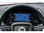 Volvo XC40 2.0 B4 Plus Black Edition | Trekhaak | Harman Kardon Audio | Panoramadak | Achteruitrijcamera | Parkeersensoren | Keyless Entry | Elektrische Achterklep | Elektrisch Verstelbare Voorstoelen | Stoelverwarming | Cruise Control Adaptief | BLIS | Google Navigatie | Apple Carplay | Android Auto | Lichtmetalen Velgen 20 inch