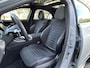 Mercedes-Benz C-klasse 300 AMG 259pk // Panoramadak // Burmester 3D // Distronic // 360 Camera // Digital Light // Sfeerverlichting // Carplay