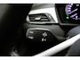 BMW X1 sDrive18i Business Edition Automaat - Carplay, Camera, Headup Display, Cruise
