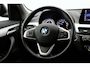 BMW X1 sDrive18i Business Edition Automaat - Carplay, Camera, Headup Display, Cruise