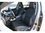 Volvo V60 1.6 T3 Momentum / afn. trekhaak / cruise / pdc / stoelv.