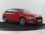 Skoda Octavia Combi 1.5 TSI First Edition | Stoelverwarming | Cruise control | Carplay | Sfeerverlichting | Camera | Parkassist | Climate control | Virtueel dashboard | Elektrische achterklep | 18" velgen