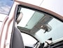Fiat 500 La Prima 42 kWh | Panoramadak | Lederen bekleding | AppleCarPlay/Android | Navigatie | Camera | Parkeersensoren