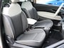 Fiat 500 La Prima 42 kWh | Panoramadak | Lederen bekleding | AppleCarPlay/Android | Navigatie | Camera | Parkeersensoren