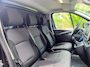 Renault Trafic 2.0 dCi 120 T29 L2H1 Stoelverwarming/ Camera/ PDC/ Cruise/ Airco/ Led/ Emperial/ Bluetooth/ 18"
