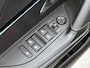 Peugeot e-2008 SUV EV GT Pack 50 kWh 136pk | Accu 92% | Navigatie | Panoramisch schuif-kanteldak | Lederen sportstoelen | Achteruitrijcamera | Stoelverwarming | Full Led koplampen | 3D Cockpit | Keyless | Parkeersensoren v+a | Adaptieve Cruise Control | Dodehoeksensor | Apple Carplay / Android Auto | DAB+ radio | Draadloze telefoonlader | Donker getint glas | 18" lichtmetalen velgen |