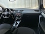 Skoda Octavia Combi 1.5 TSI 150pk DSG Greentech Business Edition Leder-Stof Trekhaak Stoelverwarming Navigatie App-Connect DAB+