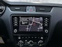 Skoda Octavia Combi 1.5 TSI 150pk DSG Greentech Business Edition Leder-Stof Trekhaak Stoelverwarming Navigatie App-Connect DAB+