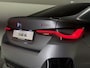 BMW i4 M50 84 kWh M Sport Pro | SOH 97,6% | el. Schuif/kanteldak | el. stoelen met memory | HUD | Unieke kleur