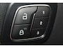 Ford Kuga 2.5-243pk PHEV ST-Line X. Febr. 2026, slechts 7.500km ! Autm. airco dual, elektr. panodak, elektr. trekhaak, elektr. achterklep, leer/alcantara, klep, LED verl., navigatie, telefoonvoorb., stoel-, stuur-, voorraam- en achterbankverw., side- en lan