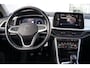 Volkswagen T-Roc 1.0 TSI 110pk Life | Trekhaak | Navigatie | Climatronic