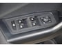 Volkswagen T-Roc 1.0 TSI 110pk Life | Trekhaak | Navigatie | Climatronic