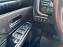 Mitsubishi Outlander 2.4 PHEV Instyle | Trekhaak | Leder | Schuif-kantel dak | Rondom camera | Elektrisch. Achterklep | Stoel en stuurverwarming | Set winterwielen |