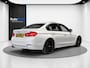 BMW 3-Serie 320i Centennial High Executive (M-SPORT, PANO, LED, STOELVERWARMING)