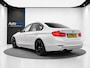 BMW 3-Serie 320i Centennial High Executive (M-SPORT, PANO, LED, STOELVERWARMING)