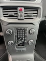 Volvo V40 1.6 T2 120 PK Momentum Half lederen bekleding  Navi  PDC Onderhoudshistory