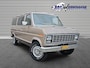 Ford E-250 XL CLUBWAGON