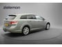 Toyota Avensis Wagon 1.8 VVTi Business - Navi, Camera, Clima, Trekhaak