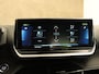 Peugeot e-208 EV Allure Pack 50 kWh - ORIGINEEL NEDERLANDSE AUTO - ACHTERUITRIJCAMERA - APPLE CARPLAY/ANDROID AUTO - CLIMATE CONTROL - DRAADLOZE TELEFOONLADER - CRUISE CONTROL - PARKEERSENSOREN ACHTER - EXTRA GETINT GLAS