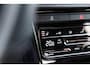 Volkswagen T-Roc 1.0 TSI 115pk R-Line Edition | Trekhaak | Camera | Keyless | Stoelverwarming | Navigatie