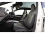 Audi A5 Avant 2.0 e-hybrid 299PK quattro S edition | Panoramadak | Tech plus | Memory | 19 Inch | Achteruitrijcamera |