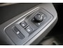 Volkswagen Caddy Maxi Cargo Flexible 1.5 TSI Flexible eHybrid Limited Edition 115PK / 85kW, Dodehoekdetectie (Side Assist), adaptieve cruise control (ACC), elektrisch verstel-, verwarm- en inklapbare buitenspiegels, achteruitrijcamera (Rear View), parkeersensoren voor en achter (PDC), trekhaak, navigatie, Apple Carplay & Android Auto, DAB+, verwarmbare voorstoelen, keyless start, 17" 'Vulcano' LMV, multifunctioneel lederen stuurwiel etc.
