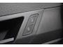 Volkswagen Caddy Maxi Cargo Flexible 1.5 TSI Flexible eHybrid Limited Edition 115PK / 85kW, Dodehoekdetectie (Side Assist), adaptieve cruise control (ACC), elektrisch verstel-, verwarm- en inklapbare buitenspiegels, achteruitrijcamera (Rear View), parkeersensoren voor en achter (PDC), trekhaak, navigatie, Apple Carplay & Android Auto, DAB+, verwarmbare voorstoelen, keyless start, 17" 'Vulcano' LMV, multifunctioneel lederen stuurwiel etc.
