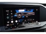 Volkswagen Caddy Maxi Cargo Flexible 1.5 TSI Flexible eHybrid Limited Edition 115PK / 85kW, Dodehoekdetectie (Side Assist), adaptieve cruise control (ACC), elektrisch verstel-, verwarm- en inklapbare buitenspiegels, achteruitrijcamera (Rear View), parkeersensoren voor en achter (PDC), trekhaak, navigatie, Apple Carplay & Android Auto, DAB+, verwarmbare voorstoelen, keyless start, 17" 'Vulcano' LMV, multifunctioneel lederen stuurwiel etc.