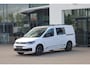 Volkswagen Caddy Maxi Cargo Flexible 1.5 TSI Flexible eHybrid Limited Edition 115PK / 85kW, Dodehoekdetectie (Side Assist), adaptieve cruise control (ACC), elektrisch verstel-, verwarm- en inklapbare buitenspiegels, achteruitrijcamera (Rear View), parkeersensoren voor en achter (PDC), trekhaak, navigatie, Apple Carplay & Android Auto, DAB+, verwarmbare voorstoelen, keyless start, 17" 'Vulcano' LMV, multifunctioneel lederen stuurwiel etc.