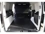 Volkswagen Caddy Maxi Cargo Flexible 1.5 TSI Flexible eHybrid Limited Edition 115PK / 85kW, Dodehoekdetectie (Side Assist), adaptieve cruise control (ACC), elektrisch verstel-, verwarm- en inklapbare buitenspiegels, achteruitrijcamera (Rear View), parkeersensoren voor en achter (PDC), trekhaak, navigatie, Apple Carplay & Android Auto, DAB+, verwarmbare voorstoelen, keyless start, 17" 'Vulcano' LMV, multifunctioneel lederen stuurwiel etc.