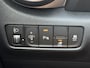 Hyundai Kona Electric EV Fashion 64 kWh / 3 fase laden / SOH 100% / Fabrieksgarantie accu t/m 07-2030 / Dealer Onderhouden / Stuur-/Stoelverwarming / Navigatie / Apple Carplay/Android Auto / Achteruitrijcamera /