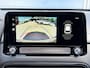 Hyundai Kona Electric EV Fashion 64 kWh / 3 fase laden / SOH 100% / Fabrieksgarantie accu t/m 07-2030 / Dealer Onderhouden / Stuur-/Stoelverwarming / Navigatie / Apple Carplay/Android Auto / Achteruitrijcamera /