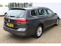 Volkswagen Passat Variant 1.6 TDI Comfortline | Airco | Climate controle | Cruise controle | Bluetooth | Parkeersensoren V+A | Dakdragers | Navigatie | Draadloze telefoonlader | Elektrische ramen V/A | 16 Inch LMV |