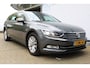Volkswagen Passat Variant 1.6 TDI Comfortline | Airco | Climate controle | Cruise controle | Bluetooth | Parkeersensoren V+A | Dakdragers | Navigatie | Draadloze telefoonlader | Elektrische ramen V/A | 16 Inch LMV |
